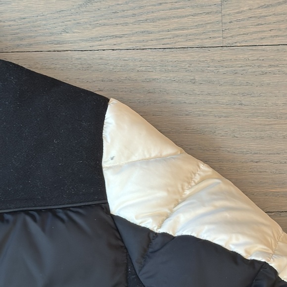 Moncler Puffer size youth 14 - Picture 8 of 10